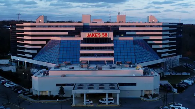 Jake’s 58 Casino Hotel